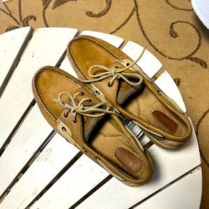Sperry Topsiders